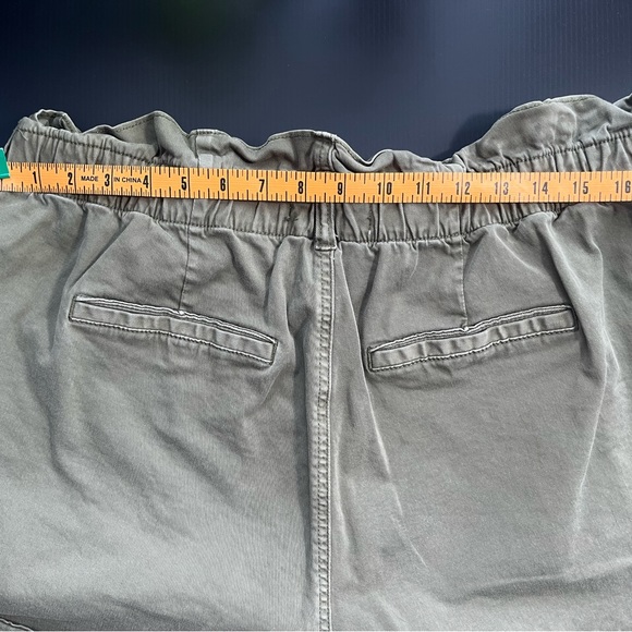 TORRID FIRST @FIT DISTRESSED BOY SHORT SIZE 18 DARK GREEN RUFFLED WAIST - Picture 9 of 13